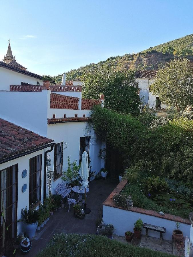 Гостевой дом Casona Del Duende Алахар Экстерьер фото