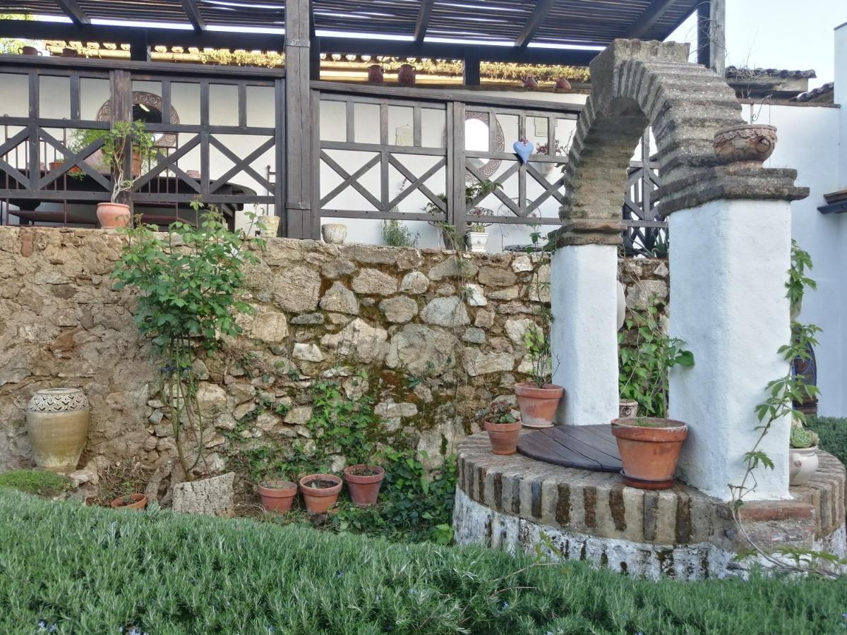 Гостевой дом Casona Del Duende Алахар Экстерьер фото